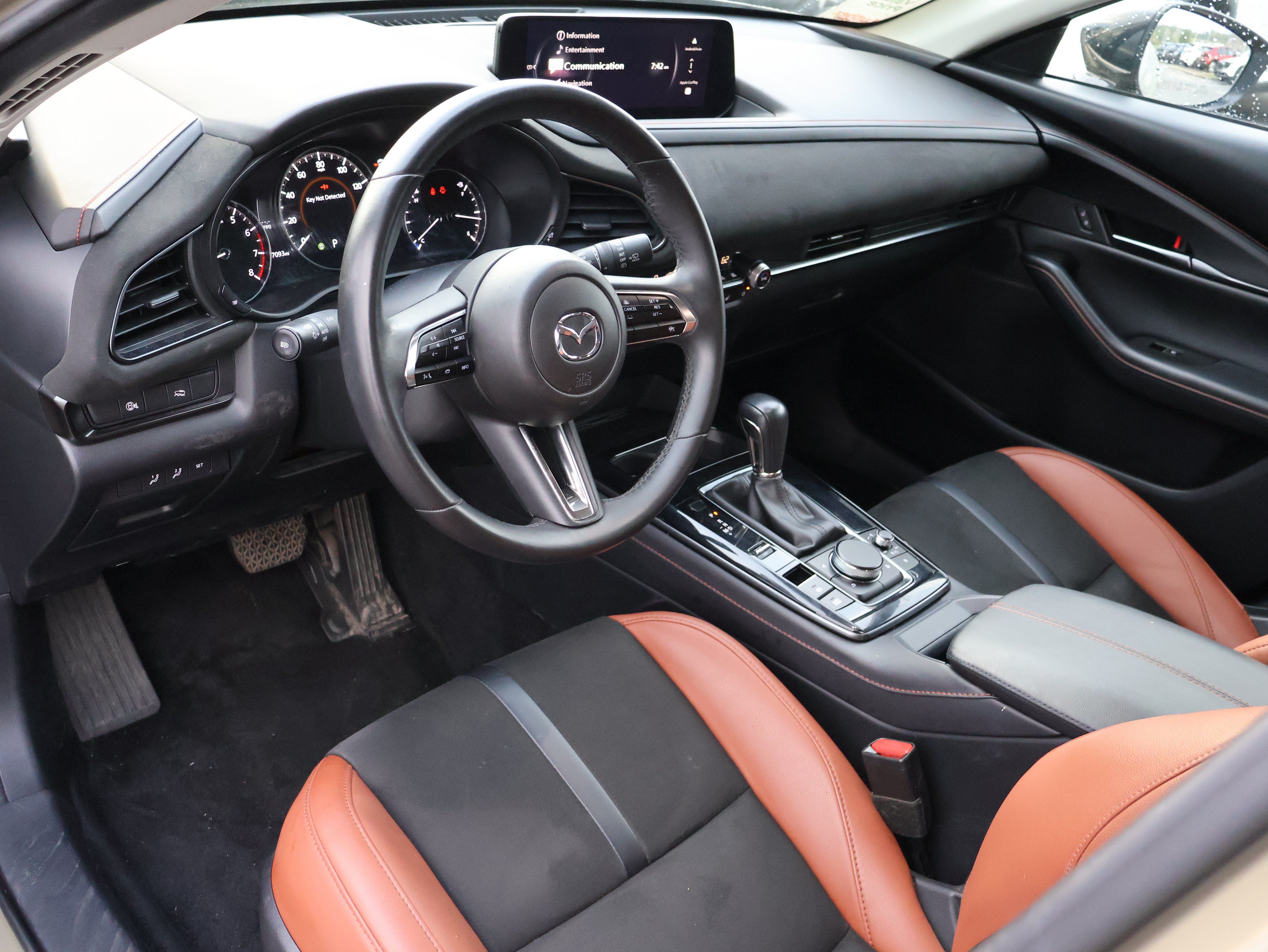 Used 2024 MAZDA CX-30 Carbon AWD/4WD image 24