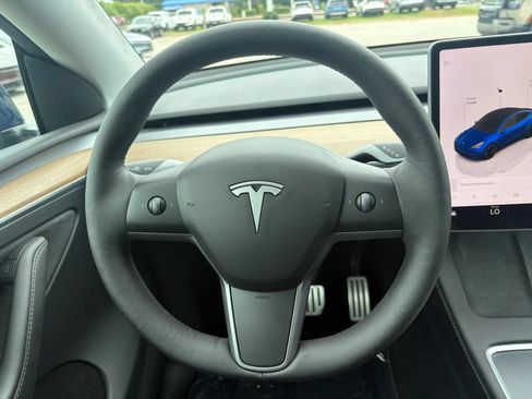 Used 2023 Tesla Model Y Performance AWD/4WD image 23