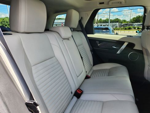 Certified 2025 Land Rover Discovery Sport S image 14
