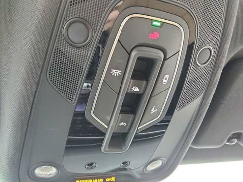 Used 2021 Audi Q8 Prestige w/ Prestige Package image 55