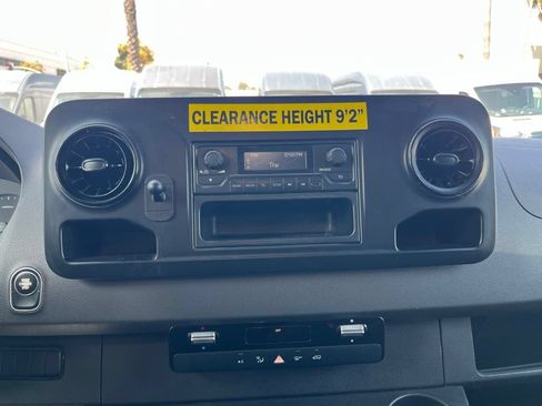 Used 2019 Mercedes-Benz Sprinter 144 image 20
