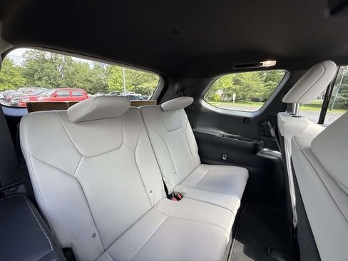 Used 2026 Lexus TX 350 AWD w/ Technology Package image 18