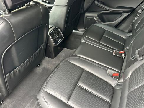 Used 2018 Porsche Macan S AWD/4WD image 12