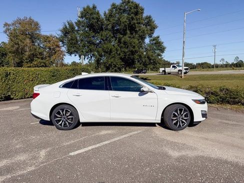 Used 2024 Chevrolet Malibu RS image 2
