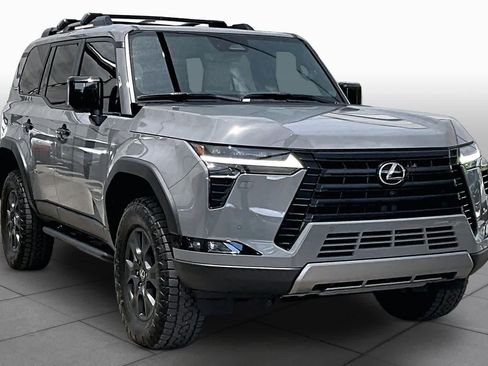 Used 2025 Lexus GX 550 AWD/4WD image 3