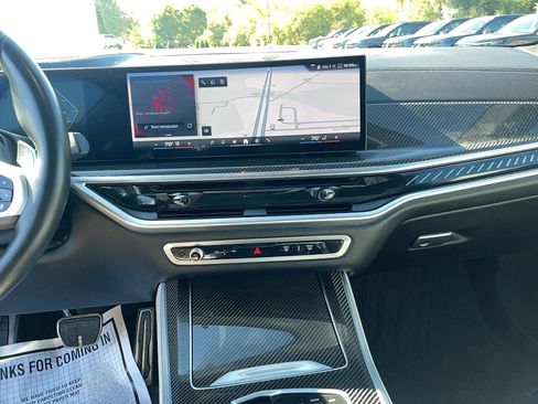 Used 2025 BMW X5 M60i w/ Climate Comfort Package image 12