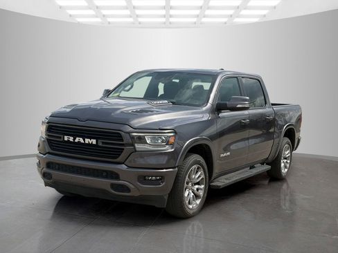 Used 2022 RAM 1500 Laramie AWD/4WD image 7