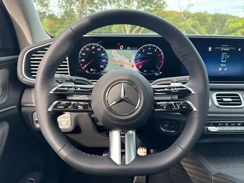 Used 2026 Mercedes-Benz GLS 450 4MATIC image 18