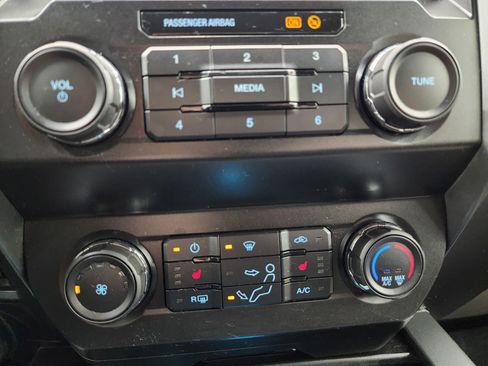 Used 2021 Ford F250 XLT w/ XLT Premium Package image 52