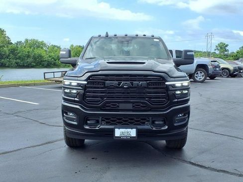 New 2026 RAM 2500 Laramie AWD/4WD image 21