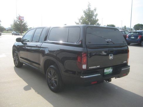 Used 2017 Honda Ridgeline Sport image 5