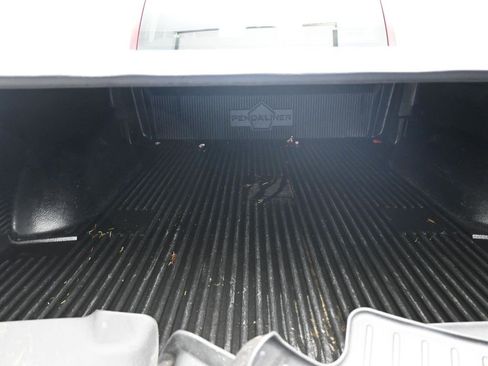 Used 2018 RAM 1500 Express w/ Express Value Package image 32