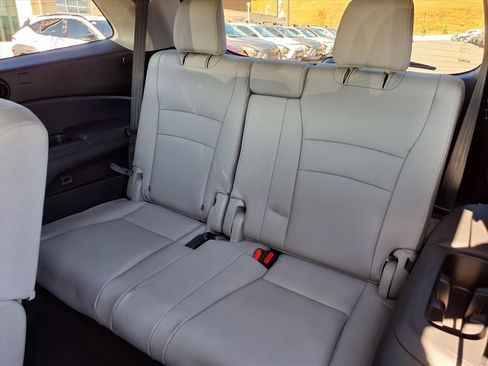 Used 2018 Honda Pilot EX-L image 10