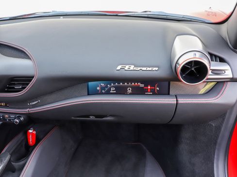 Certified 2022 Ferrari F8 Tributo RWD image 36