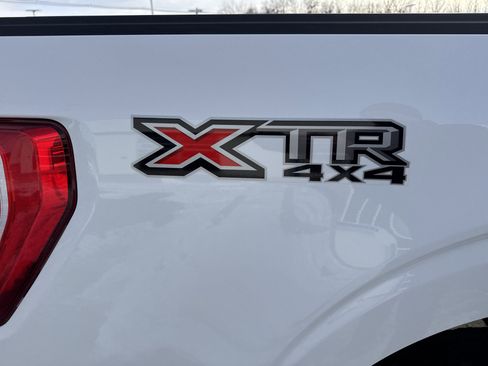 Used 2023 Ford F150 XLT w/ XTR Package image 10