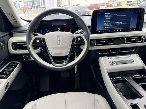 New 2026 Lincoln Aviator Reserve image 17
