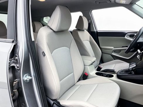 Certified 2023 Kia Soul LX image 24
