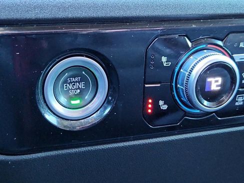 Used 2023 GMC Sierra 1500 Elevation image 29