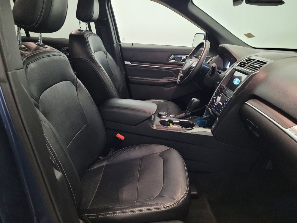 Used 2018 Ford Explorer Limited w/ Equipment Group 301A AWD/4WD image 21