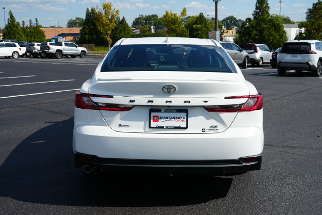 Used 2025 Toyota Camry SE FWD image 6