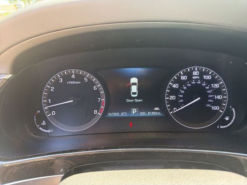 Used 2016 Hyundai Equus Signature RWD image 13