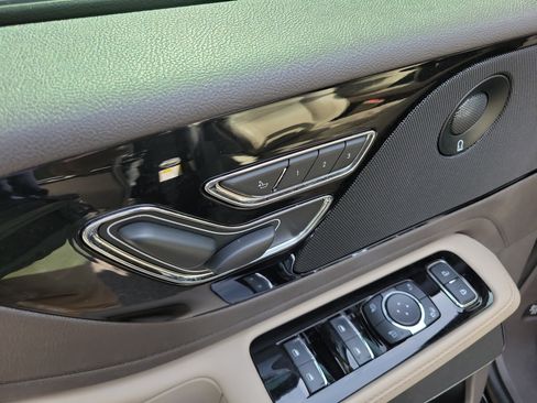 Used 2022 Lincoln Aviator Reserve RWD image 23