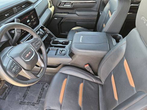 Certified 2025 GMC Sierra 2500 AT4 w/ AT4 Premium Plus Package image 19