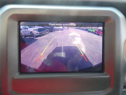 Used 2019 Jeep Wrangler Unlimited Sport S image 28