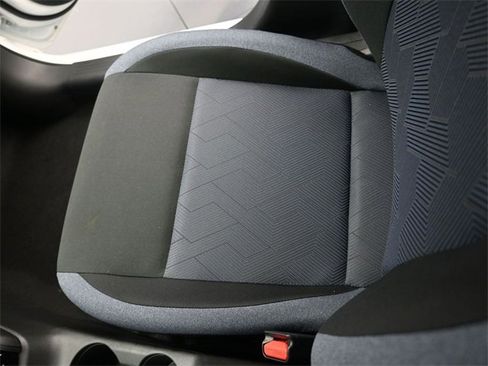 New 2025 Nissan Versa SV w/ Trunk Package image 12