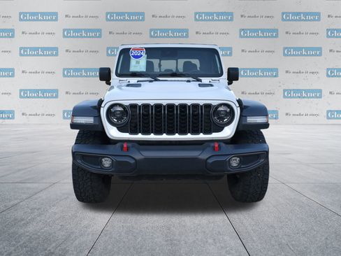 Used 2024 Jeep Gladiator Rubicon w/ Convenience Group image 2