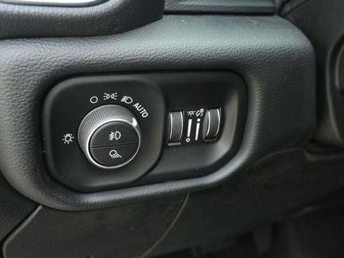 Used 2019 RAM 2500 Laramie AWD/4WD image 14