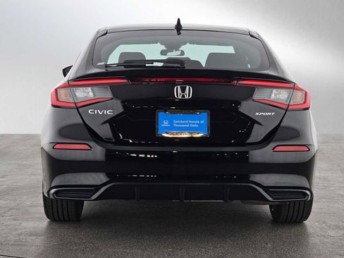 Used 2025 Honda Civic Sport image 4