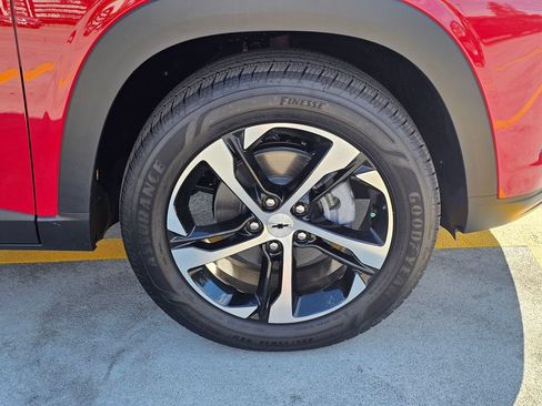 New 2026 Chevrolet Trax RS w/ Driver Confidence Package FWD image 9