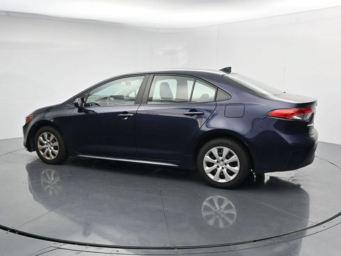 Used 2024 Toyota Corolla LE FWD image 5