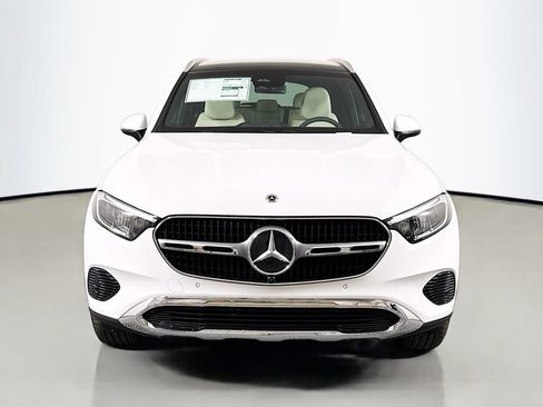 New 2026 Mercedes-Benz GLC 300 4MATIC image 2