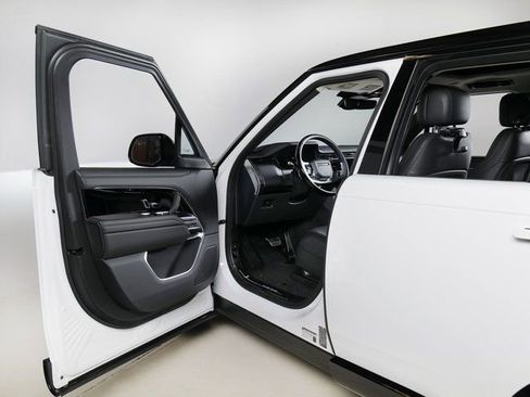 New 2026 Land Rover Range Rover SE AWD/4WD image 24