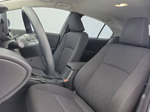 Used 2023 Toyota Corolla LE FWD image 18
