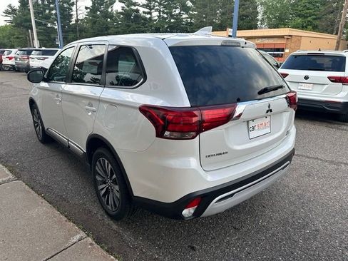 Used 2020 Mitsubishi Outlander SE AWD/4WD image 5