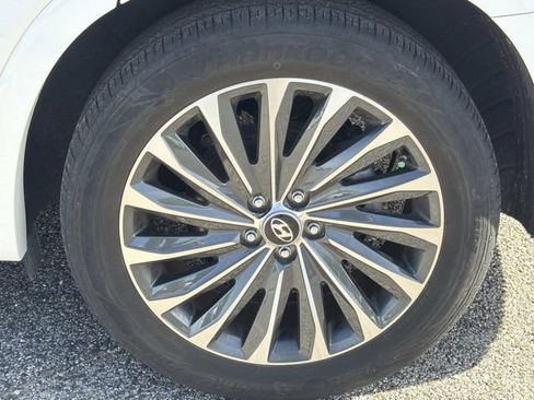 Used 2024 Hyundai Palisade Calligraphy FWD image 19