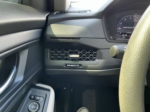 Certified 2025 Honda Accord SE image 20