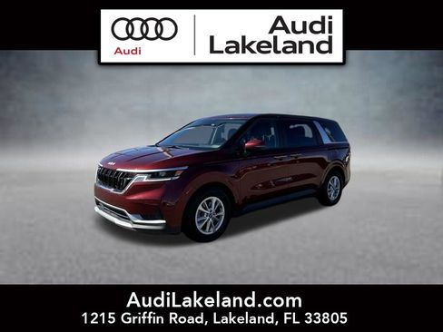 Used 2024 Kia Carnival LX FWD image 1