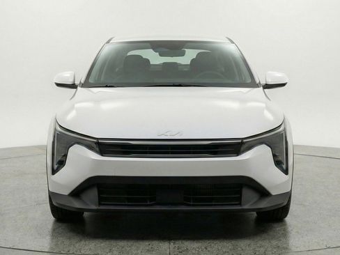 Used 2025 Kia K4 LXS FWD image 2