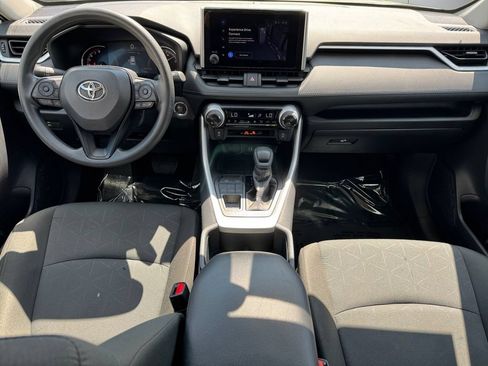 Certified 2025 Toyota RAV4 XLE AWD/4WD image 12