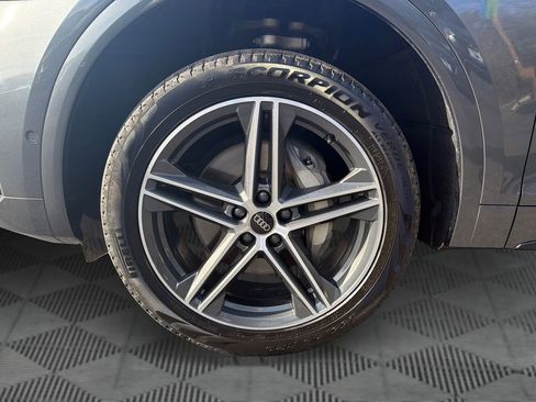 Used 2023 Audi Q5 e Prestige image 35