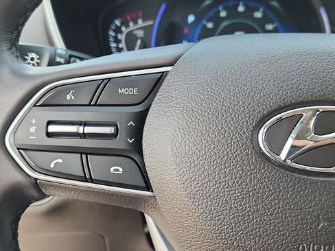 Used 2019 Hyundai Santa Fe Limited image 19