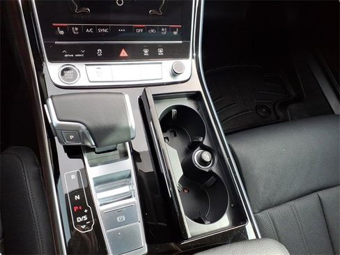 Used 2022 Audi A8 L 3.0T image 15
