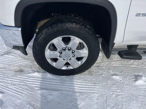 Used 2020 Chevrolet Silverado 2500 LTZ w/ LTZ Premium Package image 30