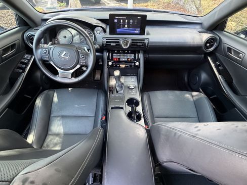Used 2024 Lexus IS 350 F Sport RWD image 33