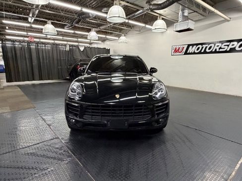 Used 2018 Porsche Macan image 3