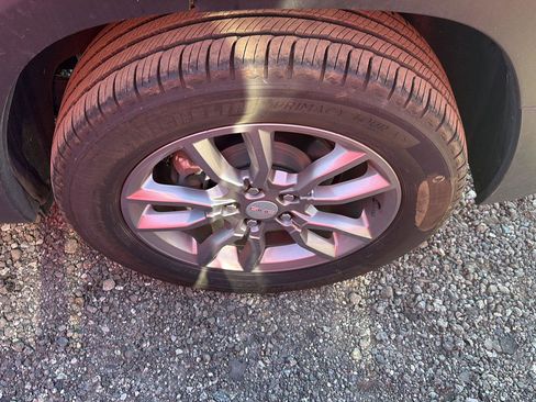 Used 2023 GMC Terrain SLT w/ Tech Package image 20